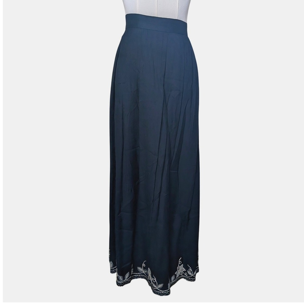 Sarah Elizabeth Black Embroidered Maxi Skirt –‎ Rayon Boho Evening Skirt Size 8